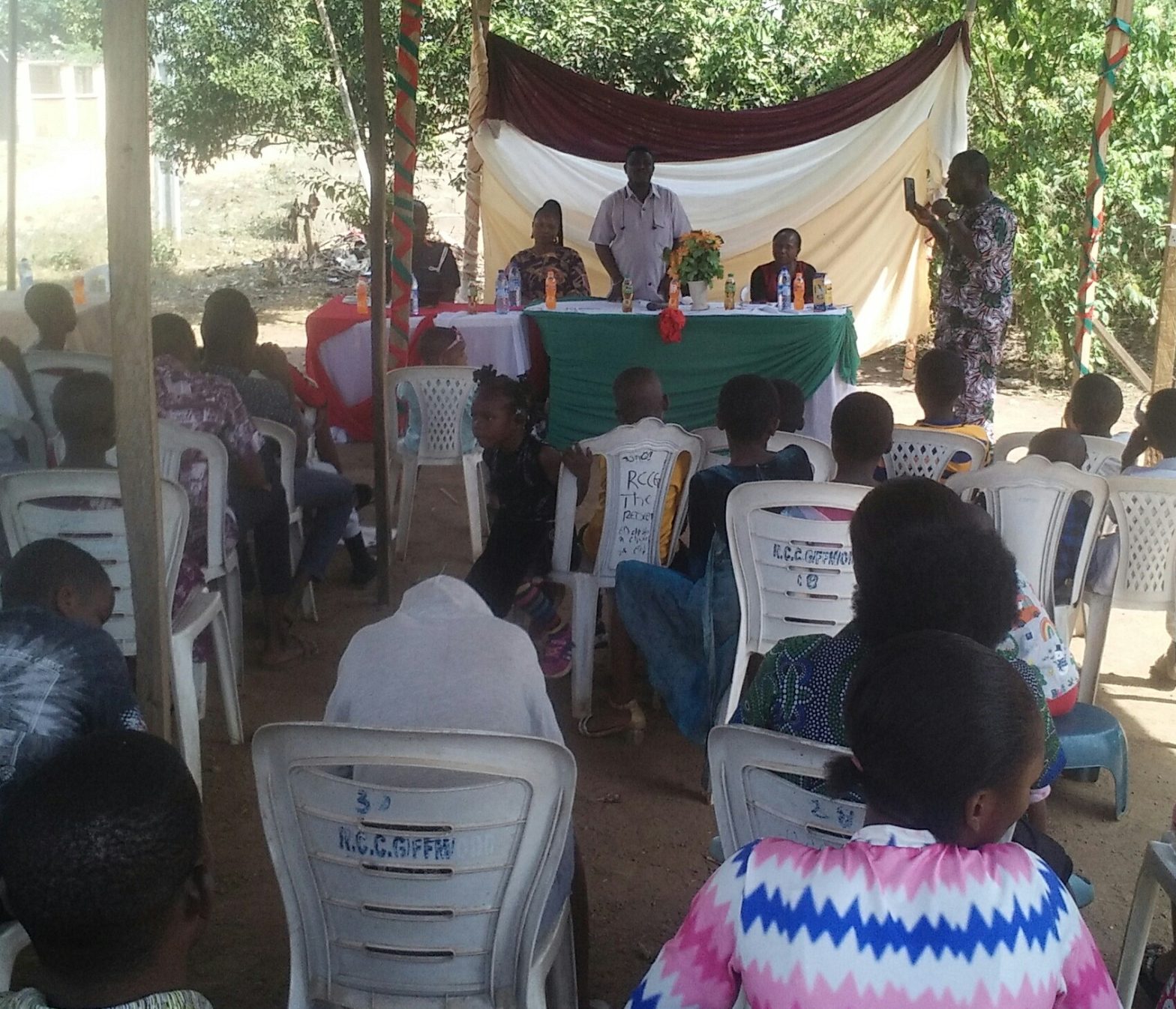 Glamour as Zone E Oba Afunbiowo Housing Estate Celebrates End 2022 In Special Way