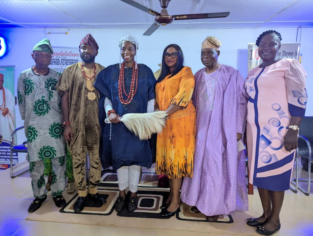 HRH Oyewunmi Rotimi Akinbosotu Crowned As Regent of Ijigba in Grand Ceremony